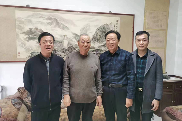 三晋文化研究会尧源书画院在斯麦尔举行座谈会